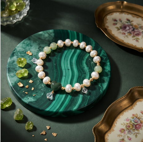 Forest Green Heart Pearl Bracelet